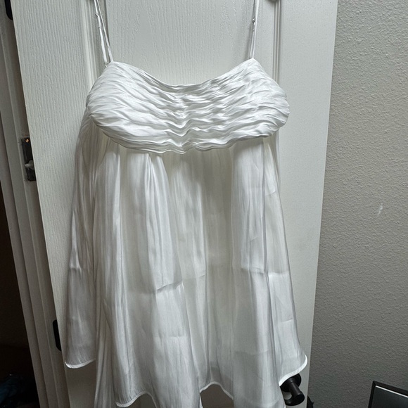 White Selkie Style Dress - Picture 1 of 4